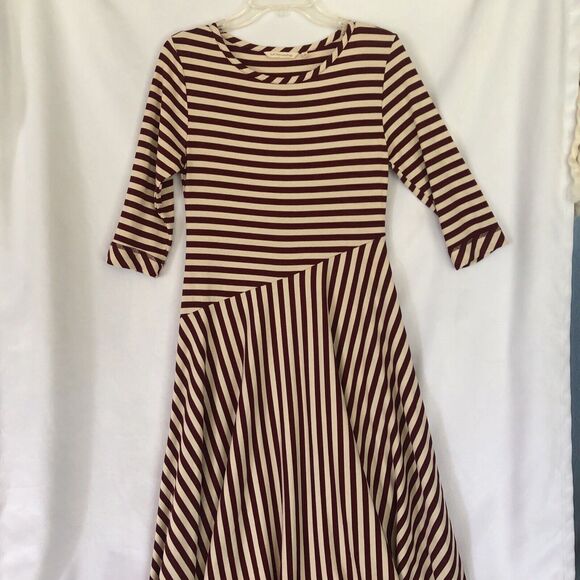 Soft Surroundings Dresses & Skirts - Soft Surroundings Red & White Striped Midi Dress, Asymmetrical Skirt, Size S